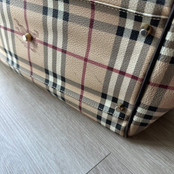 Burberry Canterbury Haymarket Leather Tote Bag - Picture 8 of 16